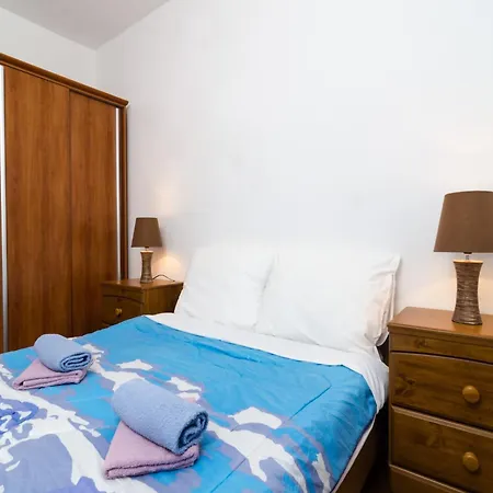 Amela - Two Bedroom With Balcony *