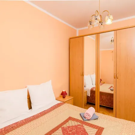 דירה Amela - Two Bedroom With Balcony